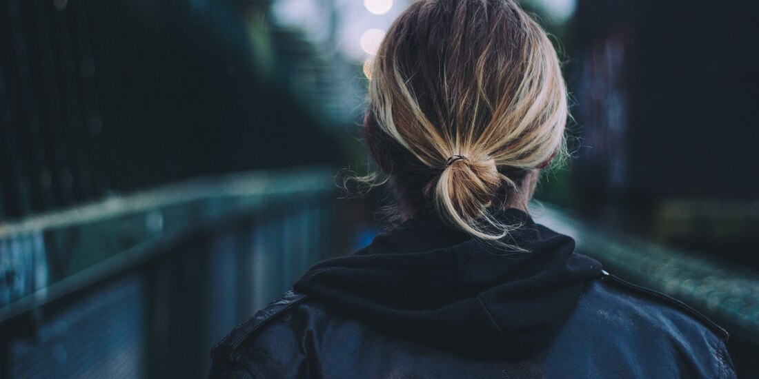 La propuesta para acompañar vía rastreo a las mujeres del Reino Unido surge luego de dos asesinatos en Londres.