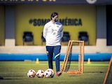 Santiago Solari dirige su primera práctica con el América