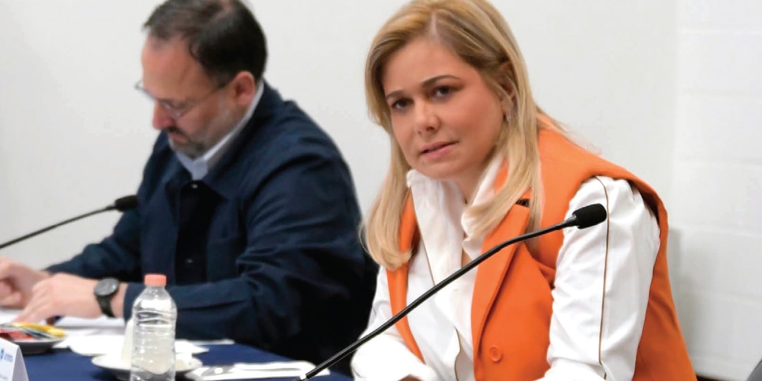LA GOBERNADORA de Chihuahua, al encabezar la Mesa Estatal de Seguridad, ayer.