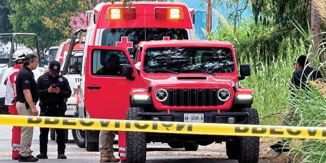VEHÍCULO en el que fueron localizados sin vida los cuerpos de madre e hijo.