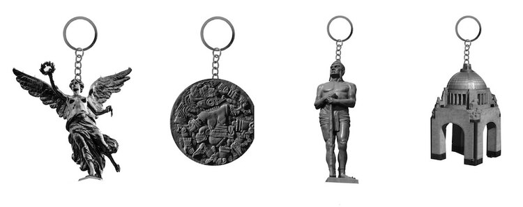 Llaveros con las figuras del Ángel de la Independencia y del Monumento a la Revolución están, asimismo, en el catálogo.