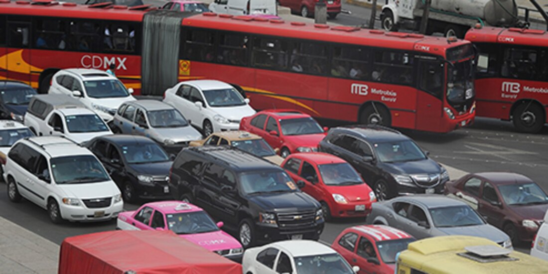 En caso de no respetar el programa Hoy No Circula puedes ser acreedor a una cuantiosa multa.