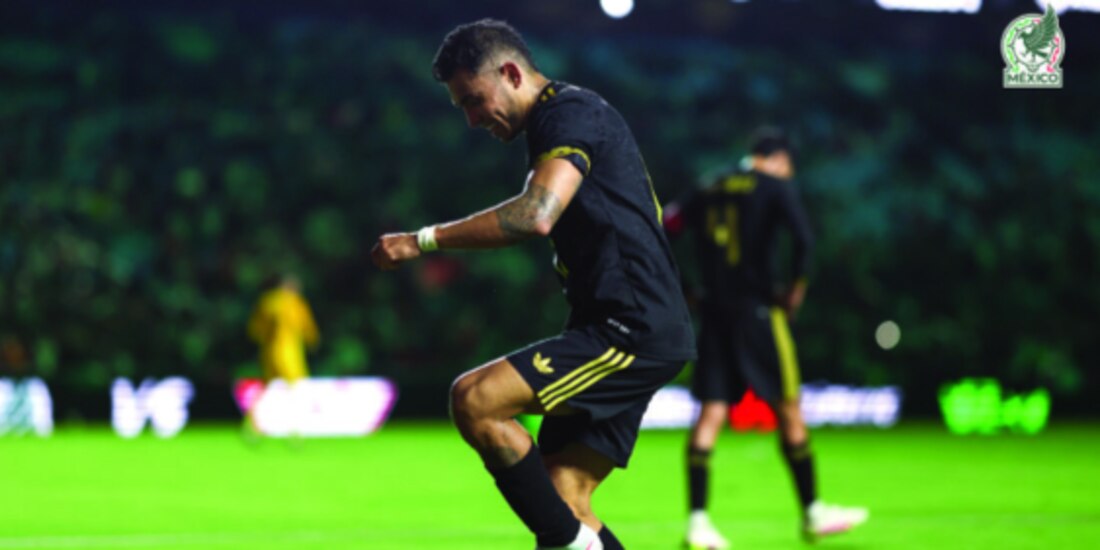 Orbelín Pineda baila para celebrar el gol que marcó, ayer, en Carolina del Norte.