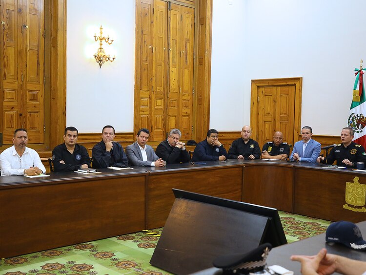 La Mesa de Seguridad reafirma su compromiso de trabajar juntos para mantener la paz en la entidad.