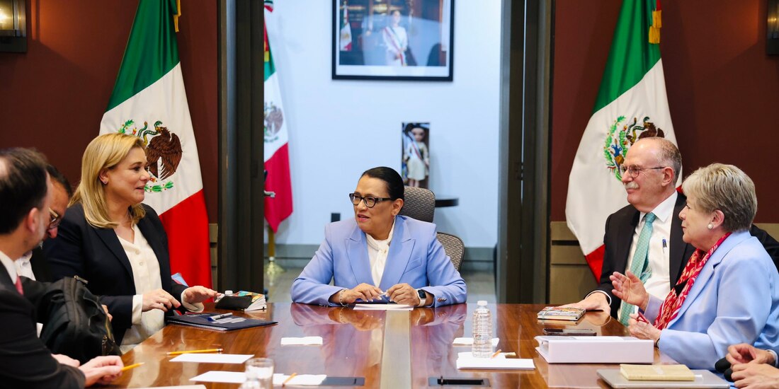 La secretaria de Gobernación, Rosa Icela Rodríguez, y la gobernadora de Chihuahua, Maru Campos, sostuvieron una reunión este 15 de abril para coordinar acciones en beneficio del estado.