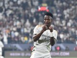 Vinicius Junior del Real Madrid celebra después de anotar en Barcelona durante la final de la Supercopa de España en el estadio Al Awwal Park en Riad, Arabia Saudita, el domingo 14 de enero de 2024.