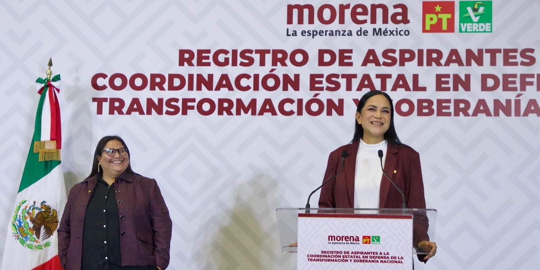 Ariadna Montiel Reyes, presidenta nacional de Morena y Citlalli Hernández durante el arranque de registros
