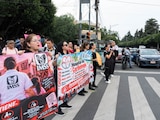 Aspecto de una marcha de trabajadores del IMSS.
