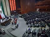 Sesión ordinaria semipresencial de la Cámara de Diputados en la que se presentaron diversas iniciativas por parte de los grupos parlamentarios de la LXV Legislatura.