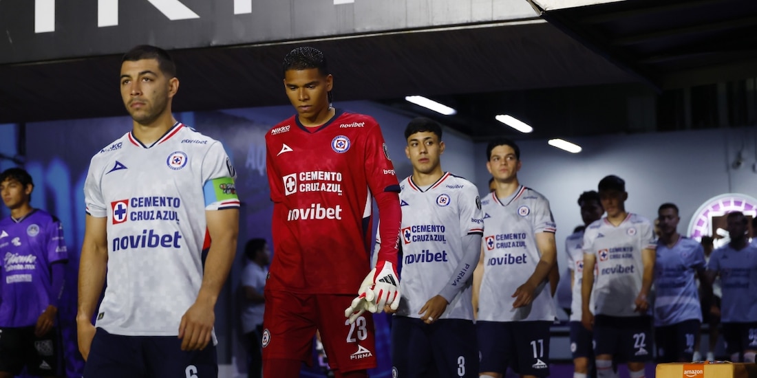 Cruz Azul antes de un partido de la Liga MX