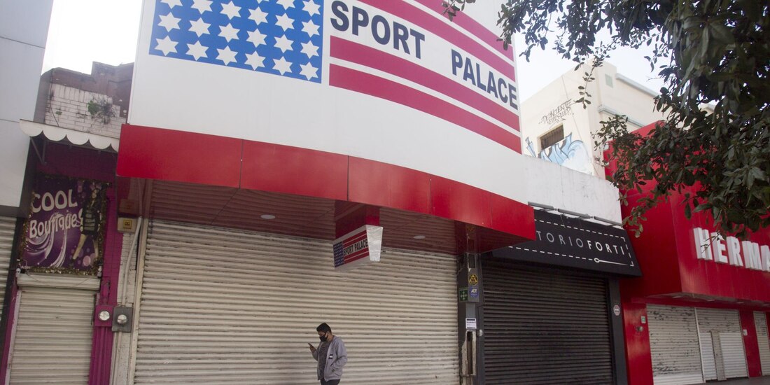 En Nuevo León, los establecimientos podrán abrir de lunes a sábado con un aforo del 30 por ciento de su capacidad.