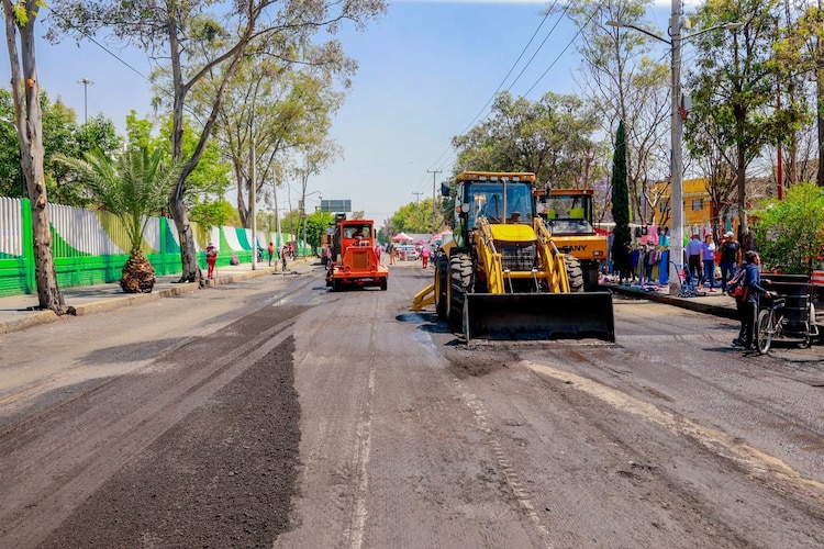 Con tecnología de nueva generación, la GAM busca revertir el rezago vial en colonias prioritarias como San Felipe de Jesús.