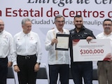 La estrategia de acompañamiento interinstitucional y la entrega de 41 certificaciones a centros de adicciones fueron encabezadas por el gobernador Américo Villarreal Anaya.