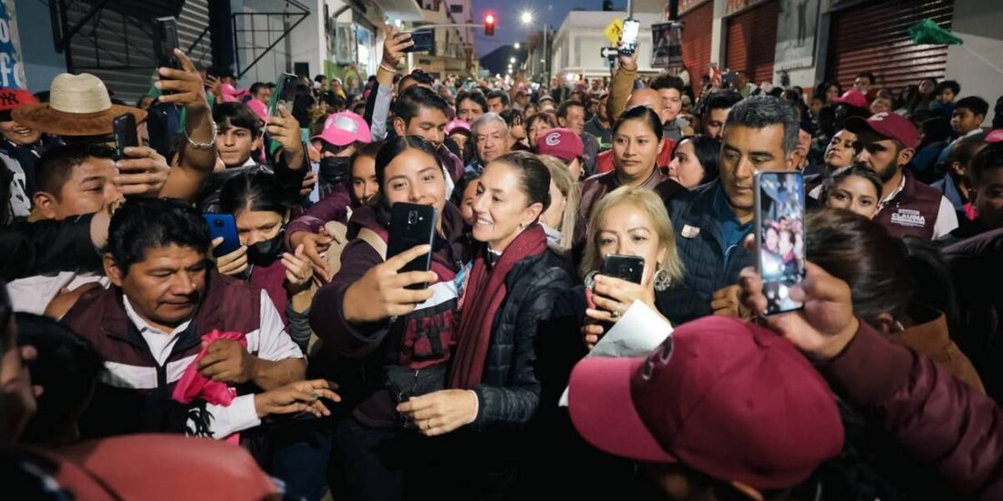 'Se gobierna para los demás, nunca para beneficio propio, ese es el gran cambio de la 4T': Claudia Sheinbaum.