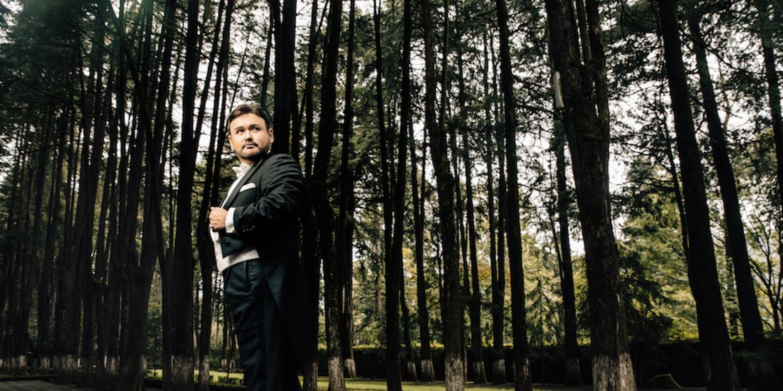 El tenor mexicano, durante una sesión de fotos.