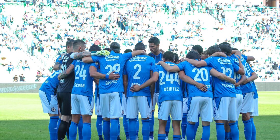Cruz Azul en el torneo Apertura 2021 de la Liga MX.