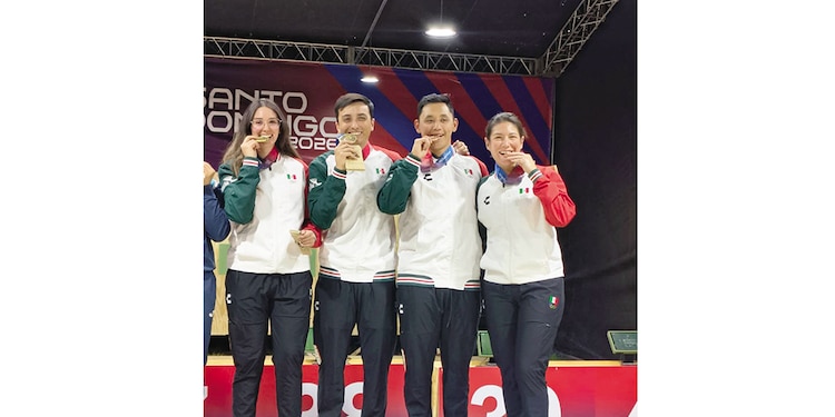 Las imágenes del día │Los condecorados mexicanos celebran sus conquistas en Santo Domingo 2026