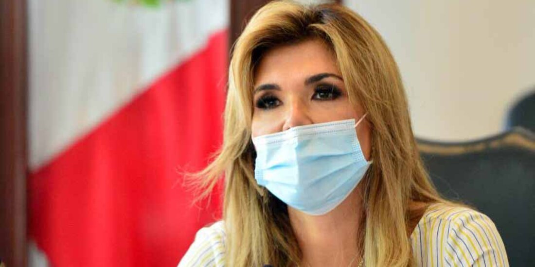 La gobernadora Claudia Pavlovich encabeza reunión para evaluar obras de infraestructura escolar.