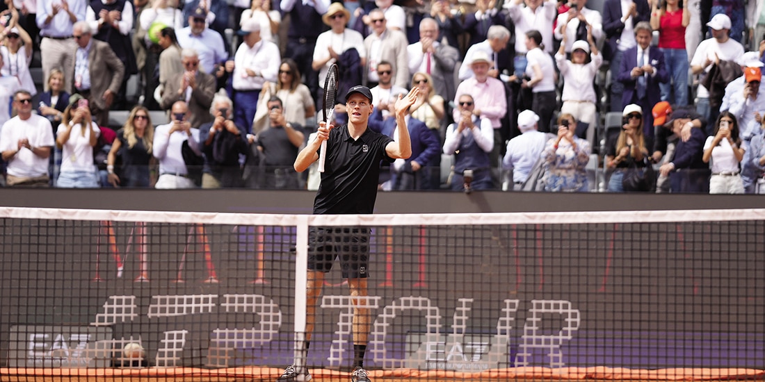 Jannik Sinner festeja uno de sus puntos, ayer, en el Abierto de Italia.