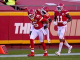 Jugadores de Kansas City Chiefs celebran un touchdown contra los Jets en la Semana 8 de la NFL.
