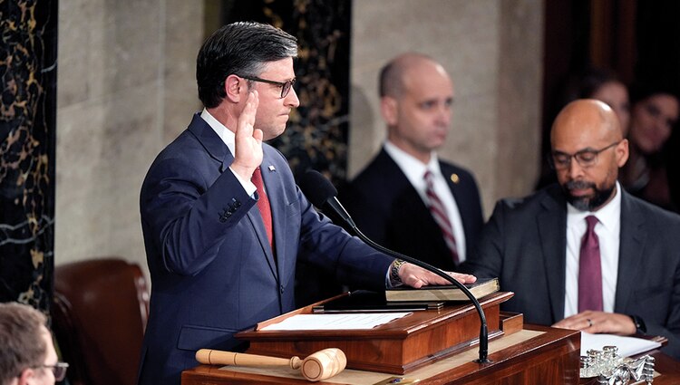 Mike Johnson, presidente de la Cámara de Representantes.