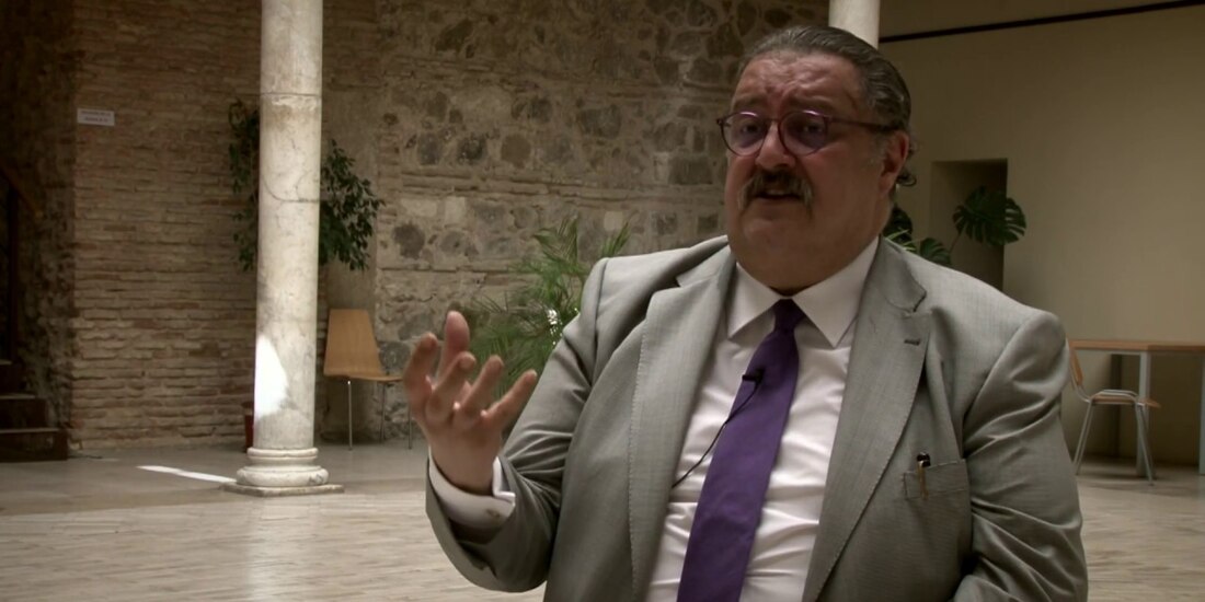 Jorge F. Hernández asegura que son mentiras las acusaciones en su contra.