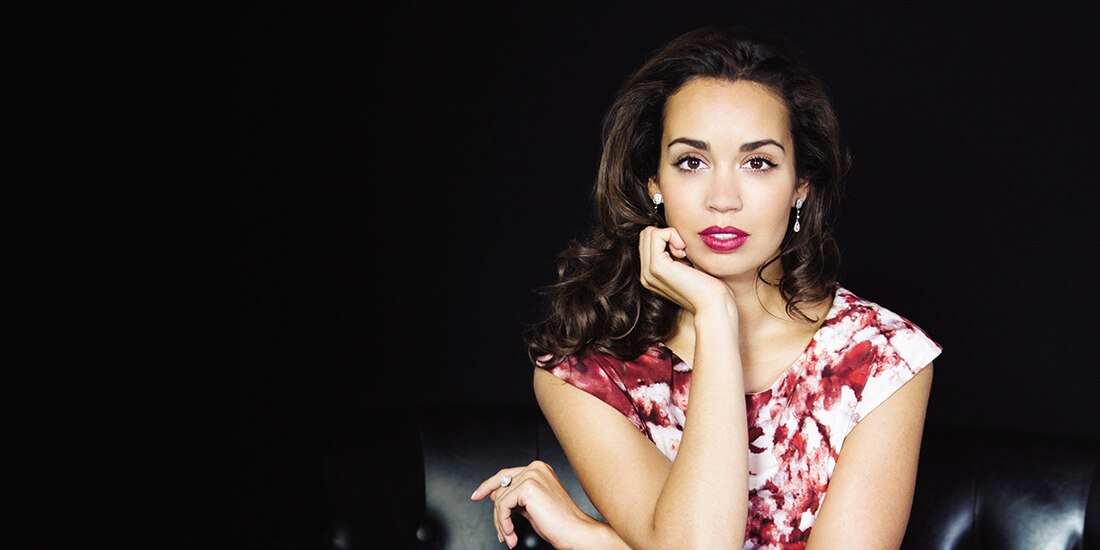 La soprano Nadine Sierra, en una sesión de fotos