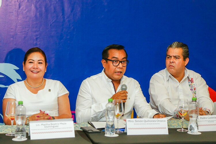 En la imagen, hable Simón Quiñones Orozco Guerrero, secretario de turismo de Guerrero.