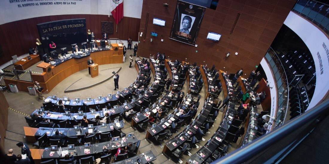 Senado no pasará en “fast track” reforma sobre multas del INE y el dinero de cuentas bancarias inactivas.