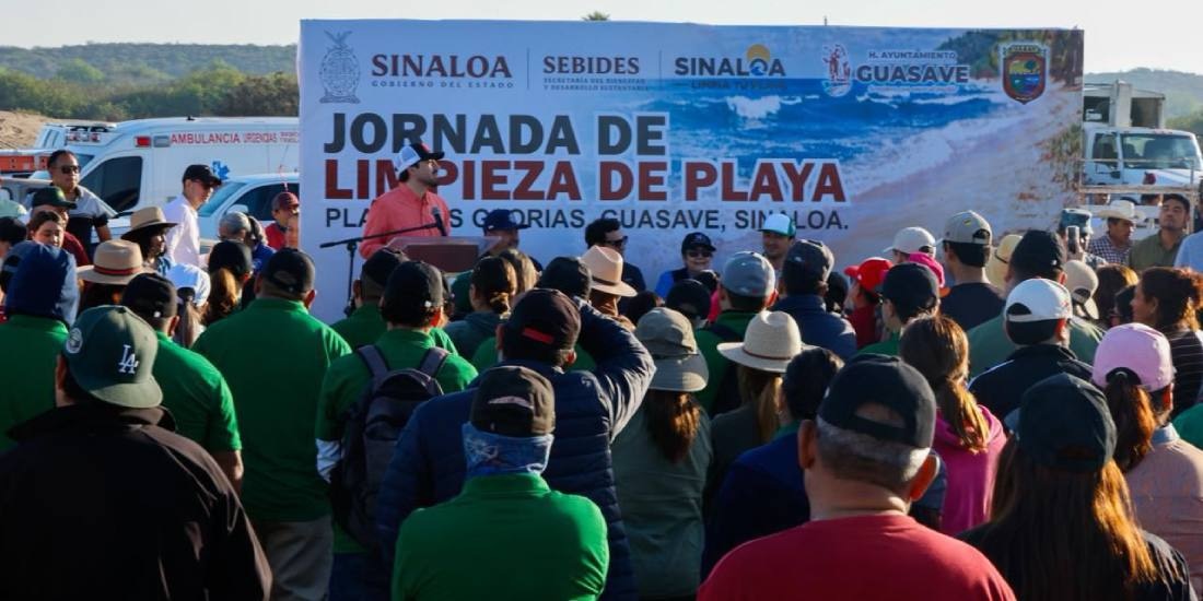 Gobierno de Sinaloa realiza jornada de limpieza de playas en 11 municipios costeros.