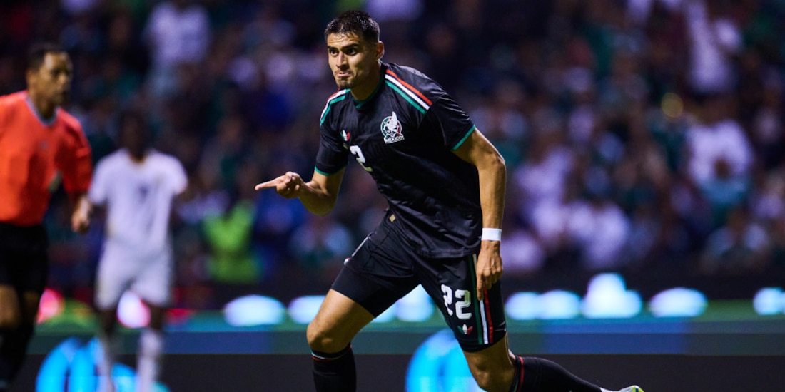 Memote Martínez festejando su gol ante Ghana.