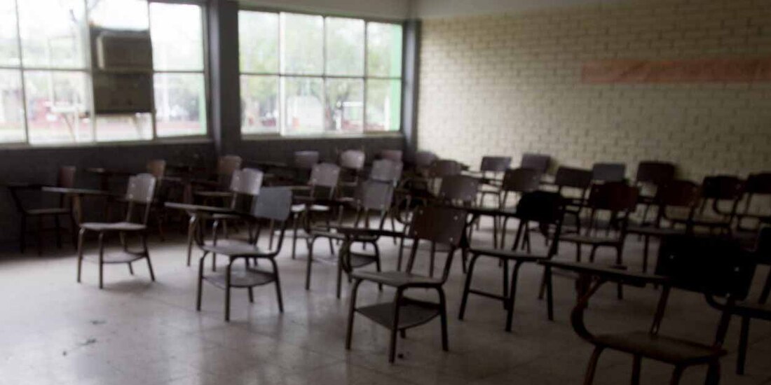 Salones de clases siguen vacíos por la suspensión de labores a nivel nacional.