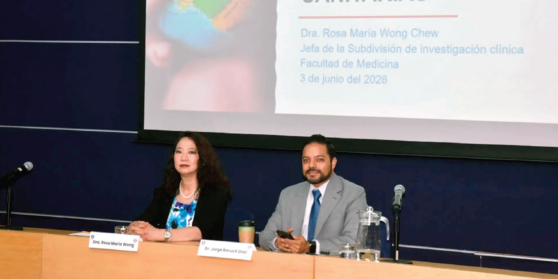 LOS EXPERTOS Rosa María Wong y Jorge Baruch, la conferencia de la UNAM, ayer