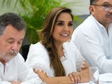 Presentan el Decreto para promover la zona libre de Chetumal; comerciantes reconocen el apoyo.