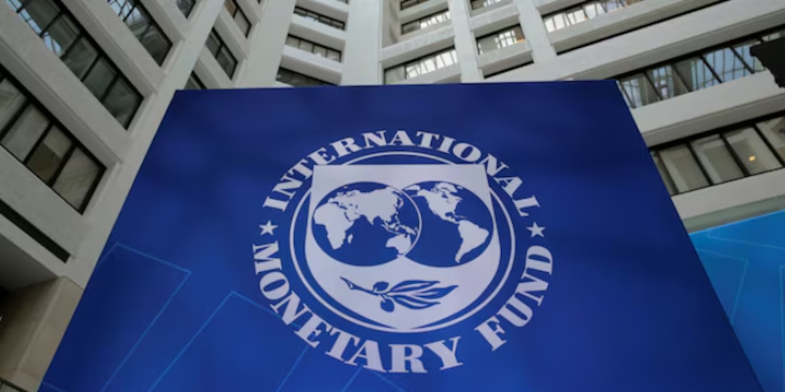 El logotipo del Fondo Monetario Internacional; pide a países evitar subsidios energéticos