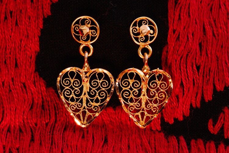 Piezas de joyería de Oro de Monte Albán para el 14 de febrero