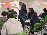 ACTIVIDAD ACADÉMICA dentro de una secundaria, en imagen de archivo.