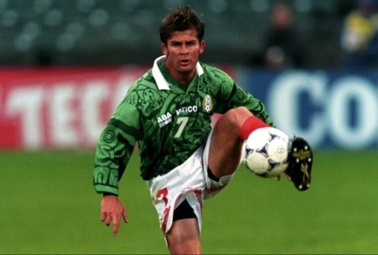 Ramón Ramírez en un partido con la Selección Mexicana.