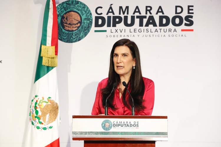 Kenia López Rabadán, presidenta de la Cámara de Diputados.