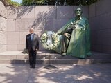 Andrés Manuel López Obrador, Presidente de México, visitó los memoriales de Martin Luther King y Franklin Delano Roosevelt.