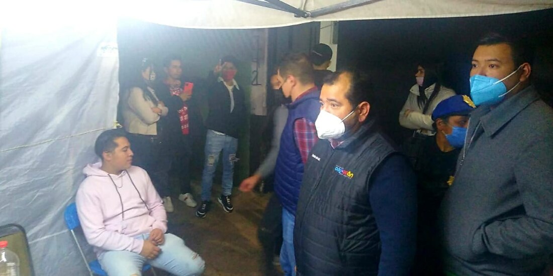 Operativo contra "chelerías" en Coyoacán.