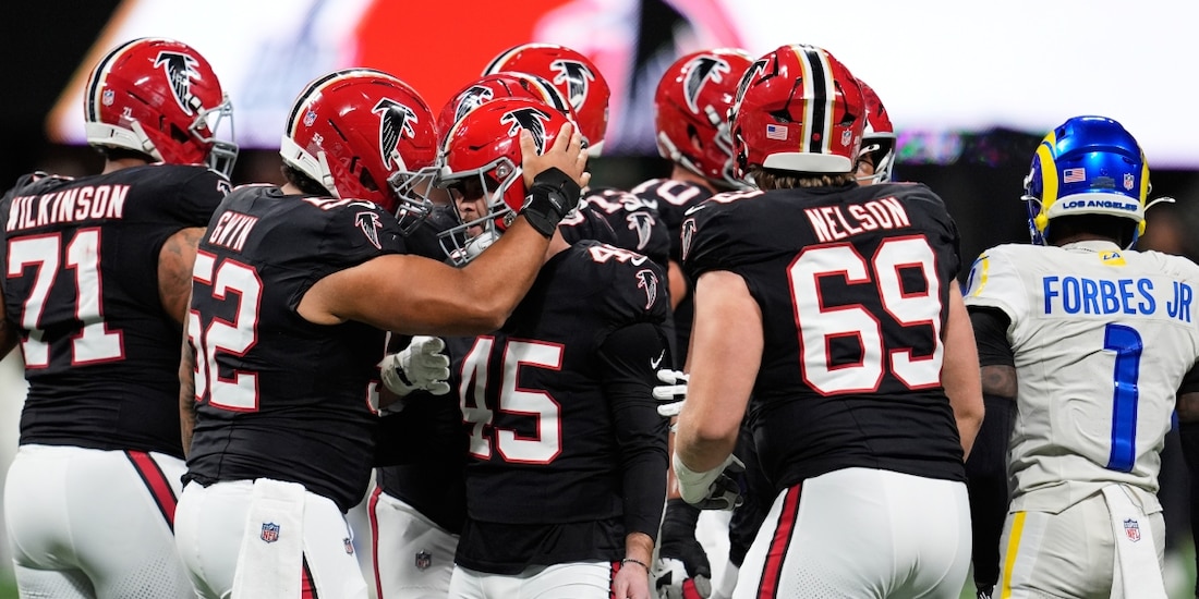 Una acción de la victoria de los Falcons ante los Rams en la Semana 17 de la NFL