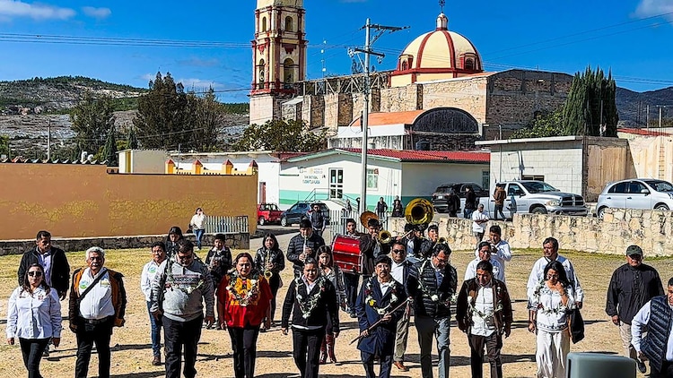 La SCJN busca consolidar el reconocimiento del pluralismo jurídico en México mediante encuentros en territorio.