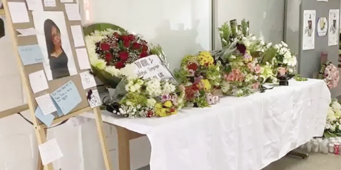 Altar colocado en el campus Cuautitlán en honor a Ana Daniela Barragán, ayer.