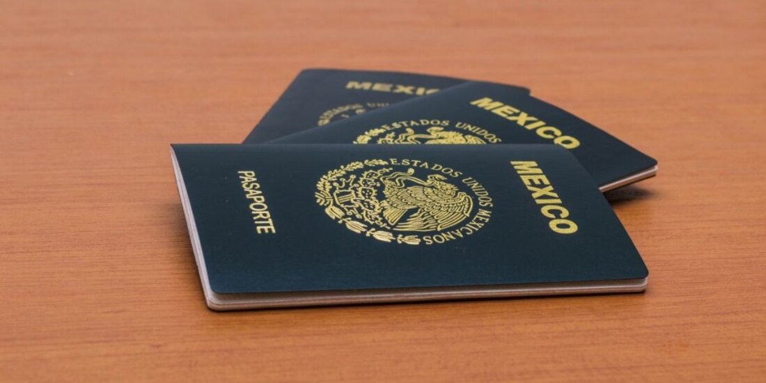 Pasaportes mexicanos.