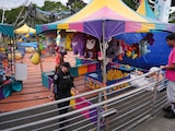 Policía examina el lugar tras un tiroteo en el Seattle en festival gastronómico
