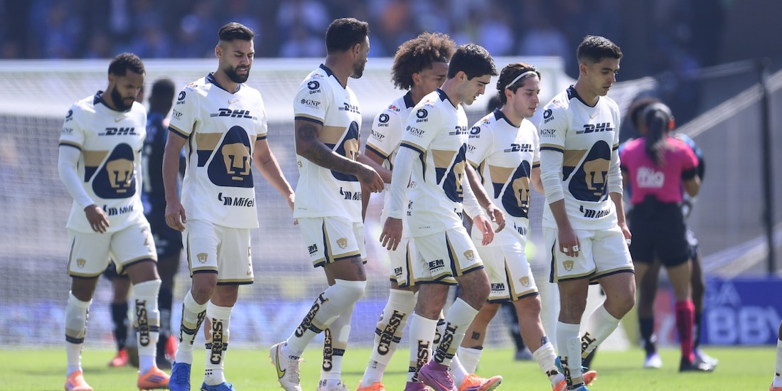 Jugadores de Pumas después del empate contra Querétaro en la Jornada 1 del Clausura 2026.
