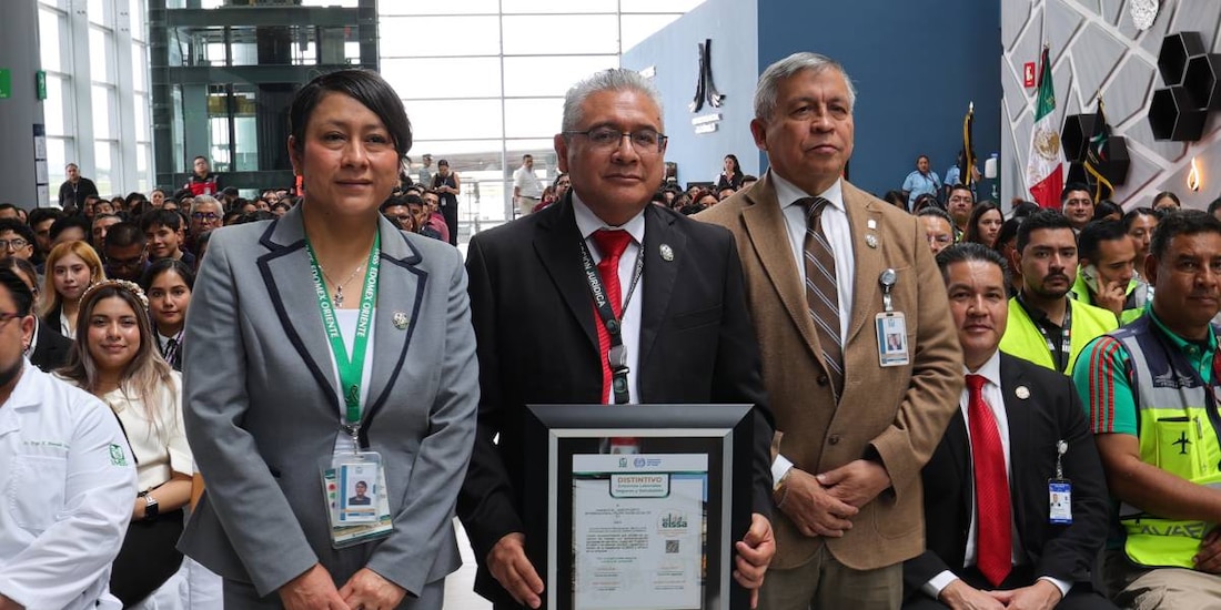 El Aeropuerto Internacional Felipe Ángeles recibe por tercera ocasión el Distintivo ELSSA.