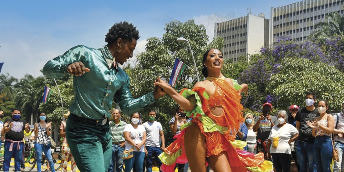 Bailarines, durante la inauguración de la ruta, en agosto.