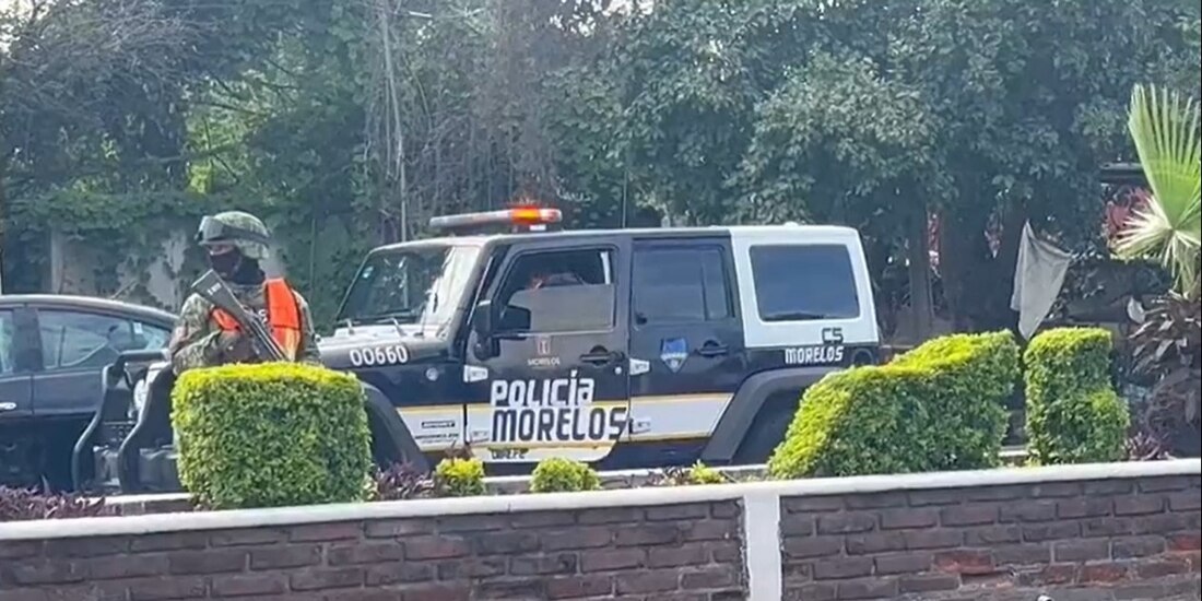 Encuentran cuerpo de mujer decapitada en Temixco, Morelos.